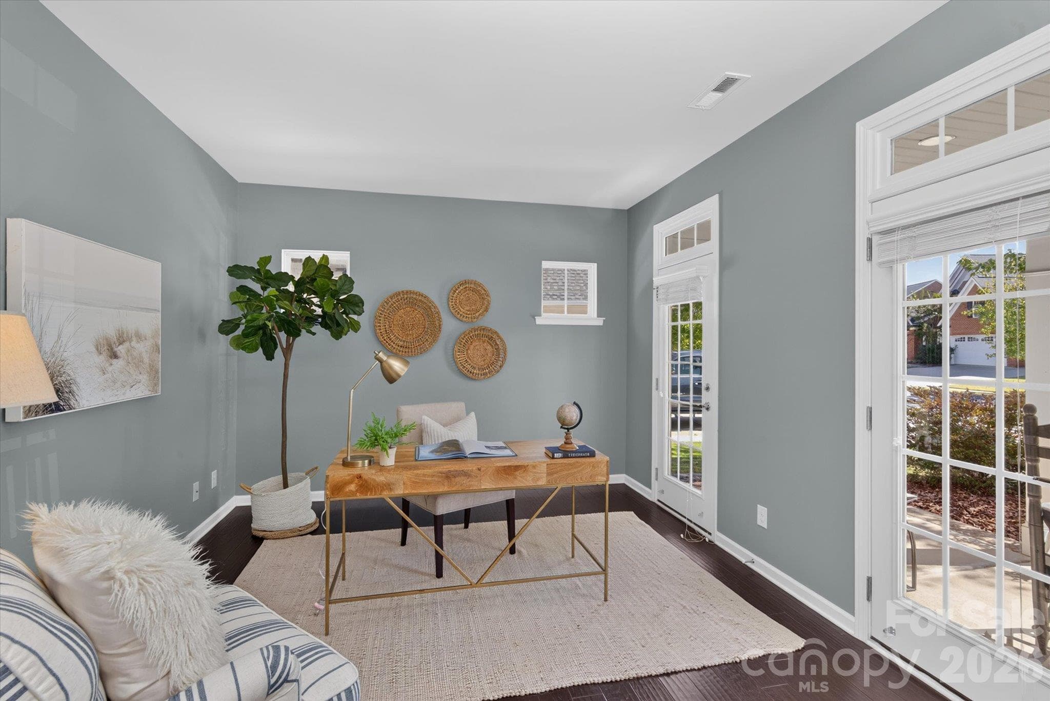 Single Family Residence at 2418 Creek Manor Drive, Waxhaw, photo 5 of 31