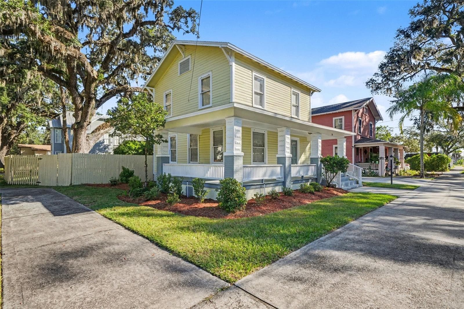Single Family Residence at 314 W 3RD ST, SANFORD, photo 3 of 29