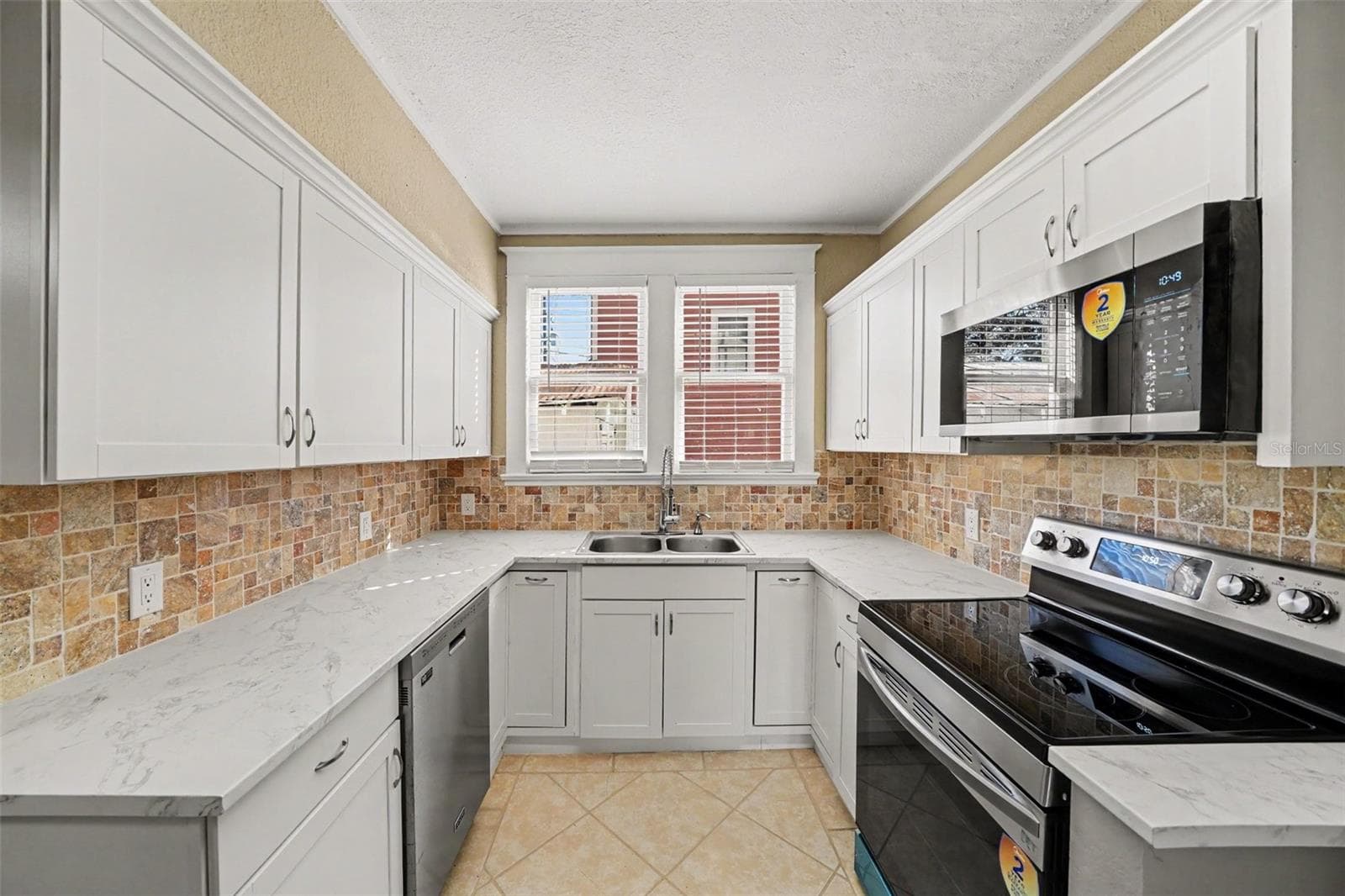 Single Family Residence at 314 W 3RD ST, SANFORD, photo 12 of 29