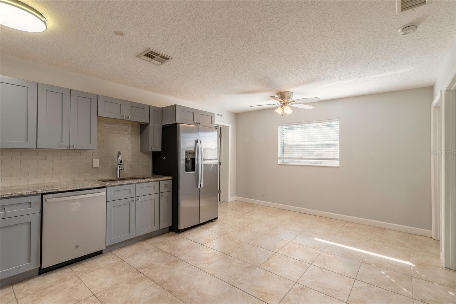 Single Family Residence at 228 E HOLLY DR, ORANGE CITY, photo 7 of 37