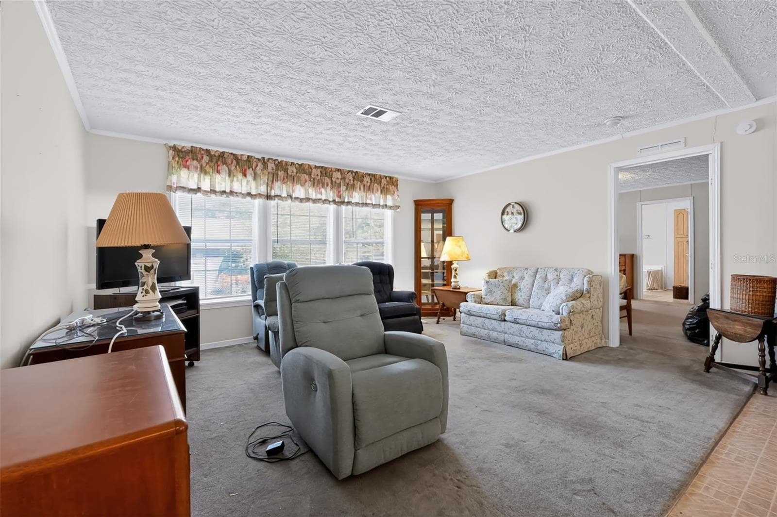 Single Family Residence at 13616 LITEWOOD DR, HUDSON, photo 18 of 35
