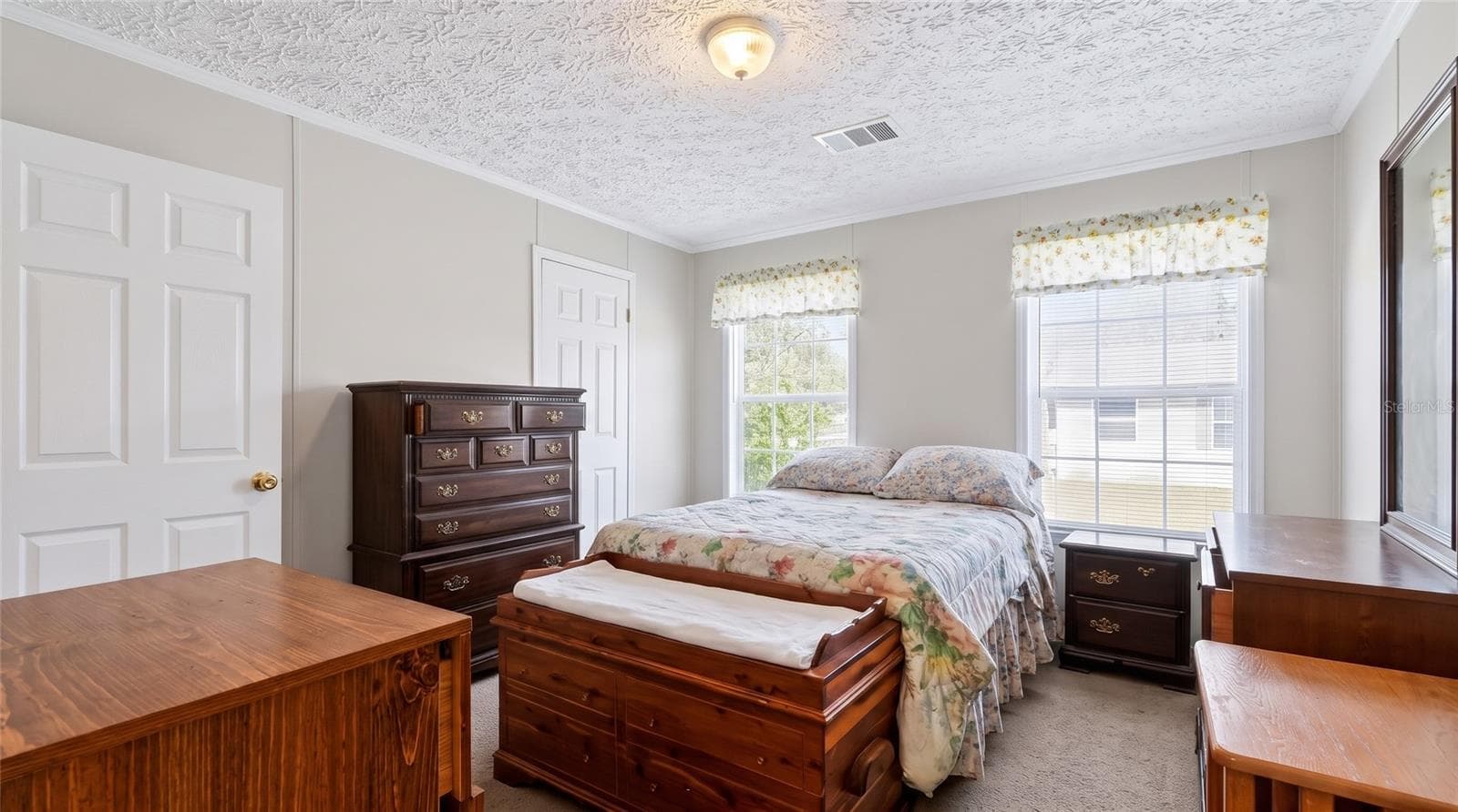 Single Family Residence at 13616 LITEWOOD DR, HUDSON, photo 31 of 35
