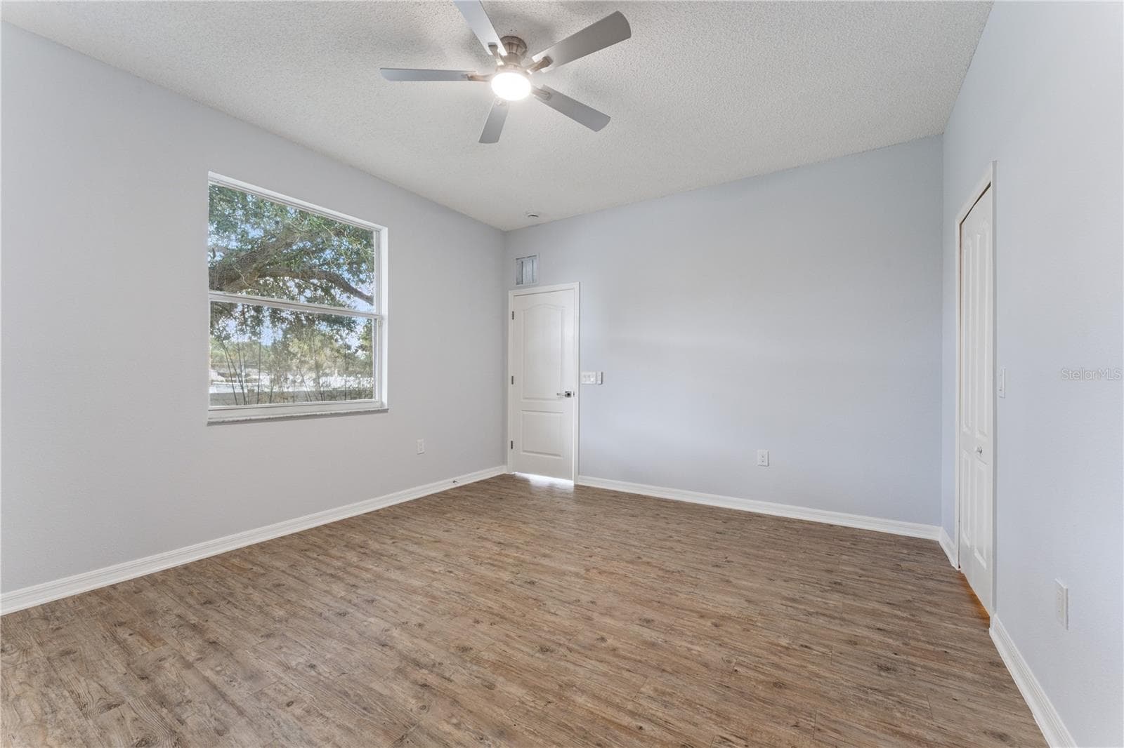 Single Family Residence at 5731 VISTA LINDA DR, ORLANDO, photo 8 of 18