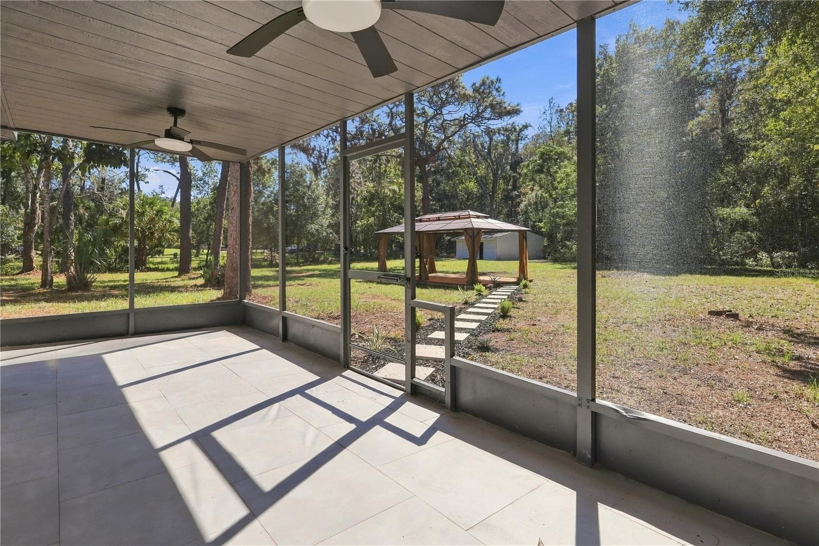 Single Family Residence at 10106 LAKEVIEW DR, NEW PORT RICHEY, photo 35 of 43
