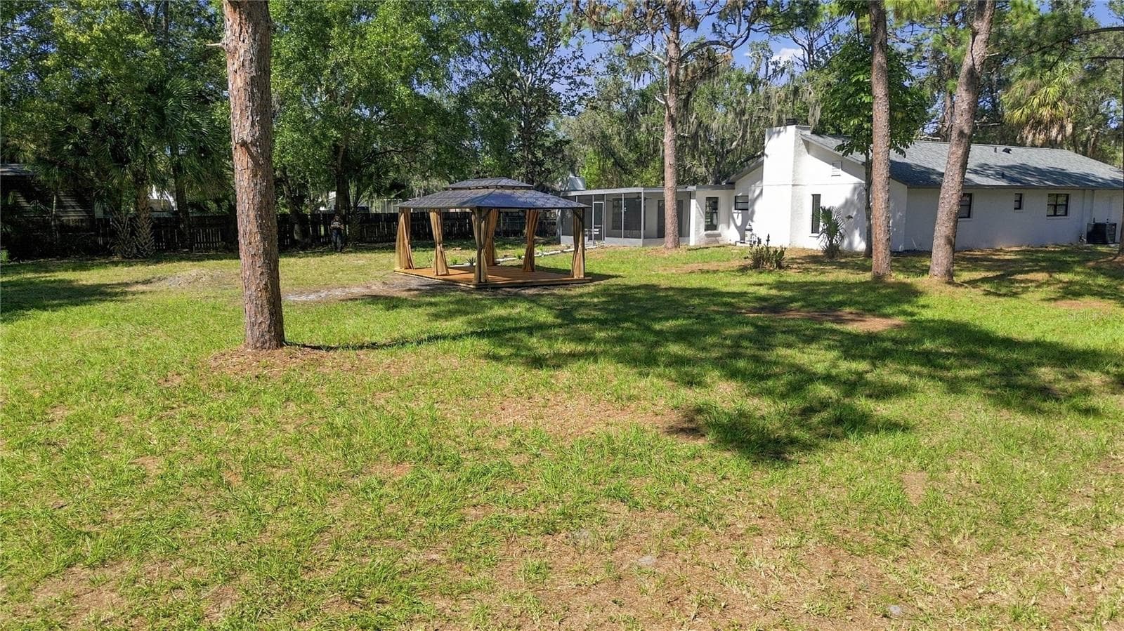 Single Family Residence at 10106 LAKEVIEW DR, NEW PORT RICHEY, photo 38 of 43