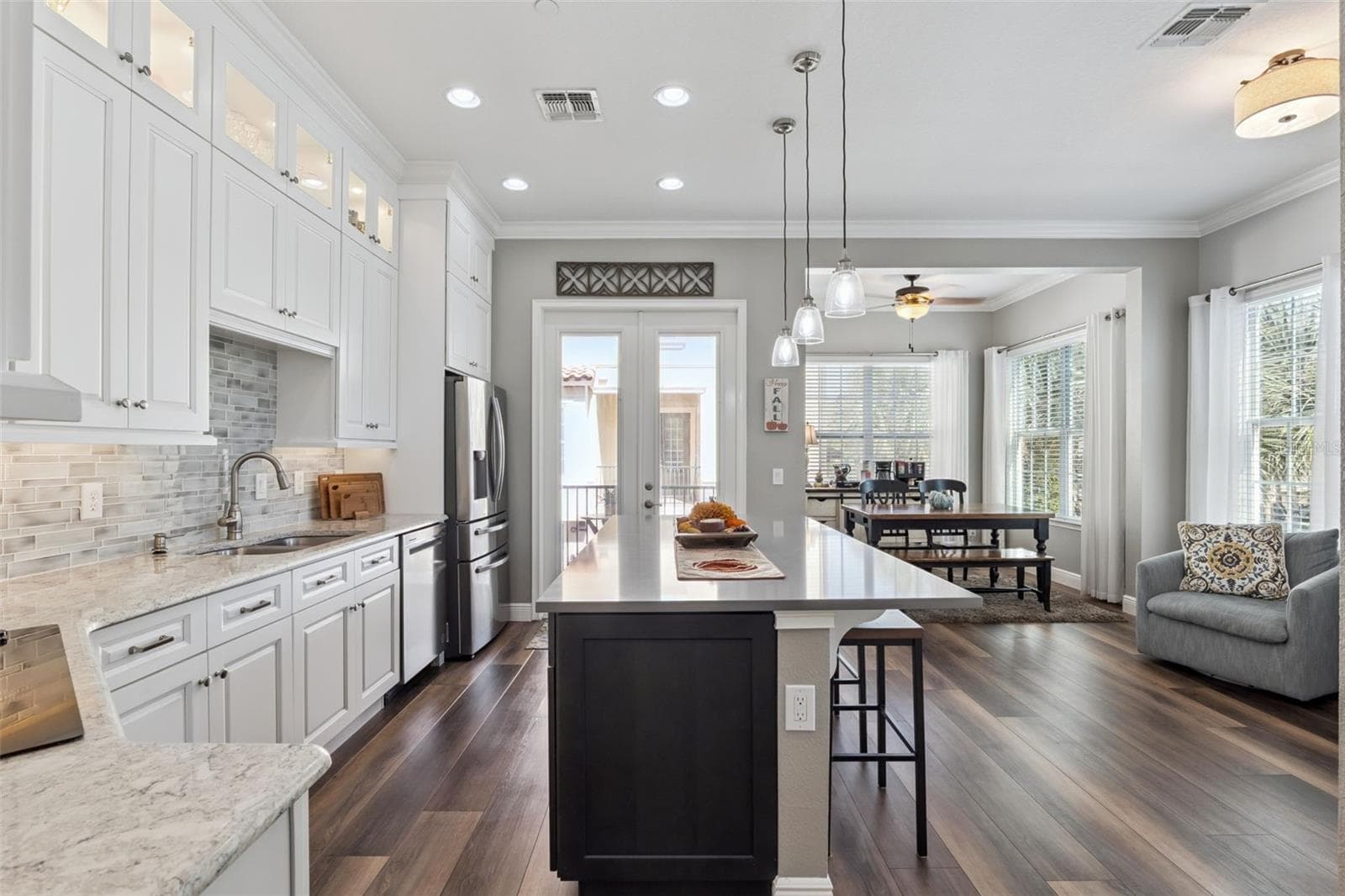 Kitchen - 900 LOBELIA DR, LAKE MARY