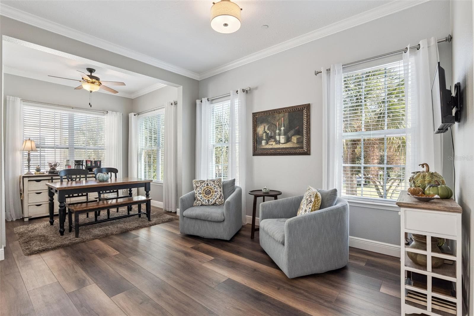 Dining and sitting area off of kitchen - 900 LOBELIA DR, LAKE MARY
