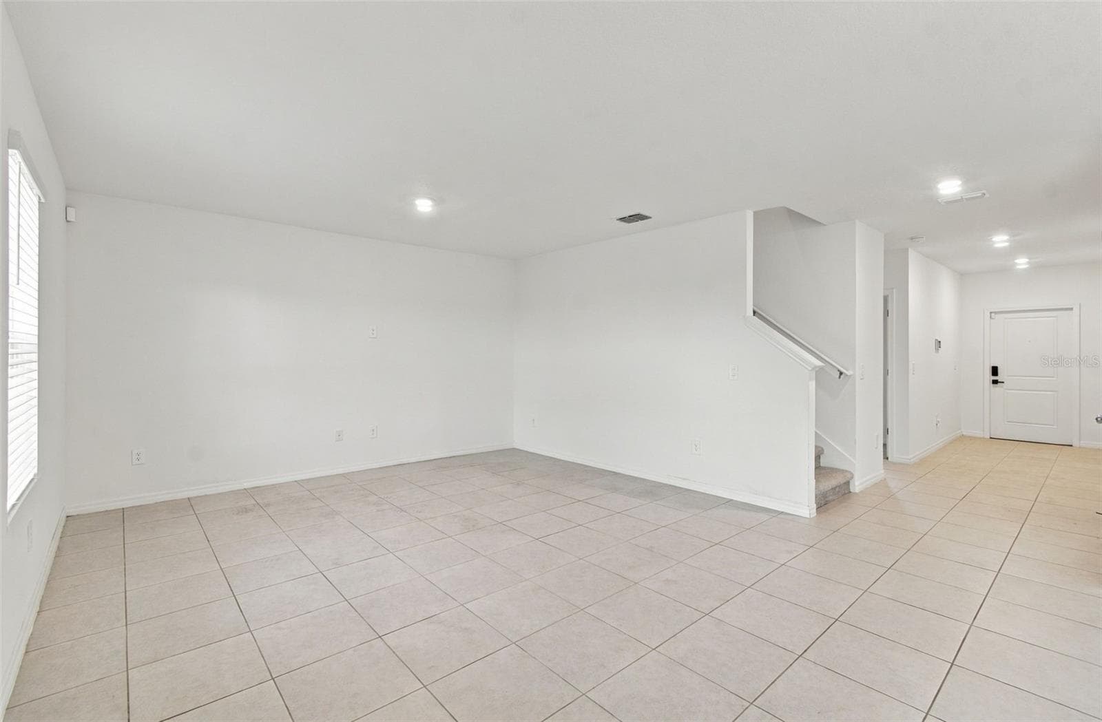 Single Family Residence at 5821 YELLOW HORNBILL AVE, WIMAUMA, photo 10 of 66