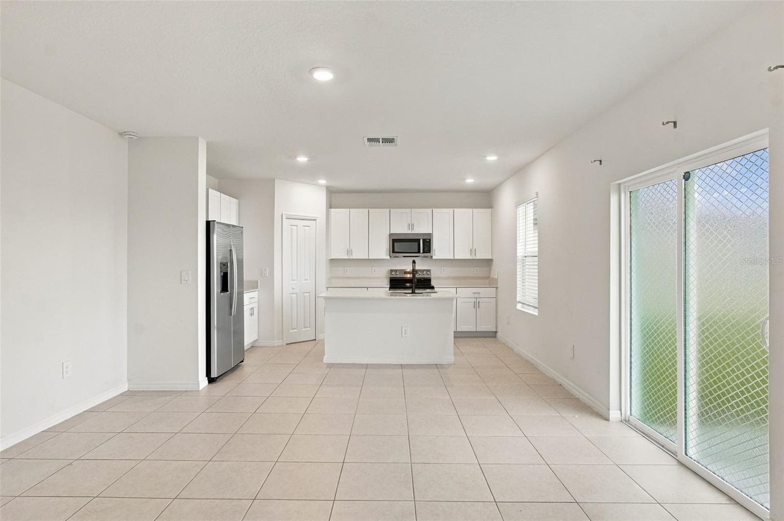 Single Family Residence at 5821 YELLOW HORNBILL AVE, WIMAUMA, photo 18 of 66