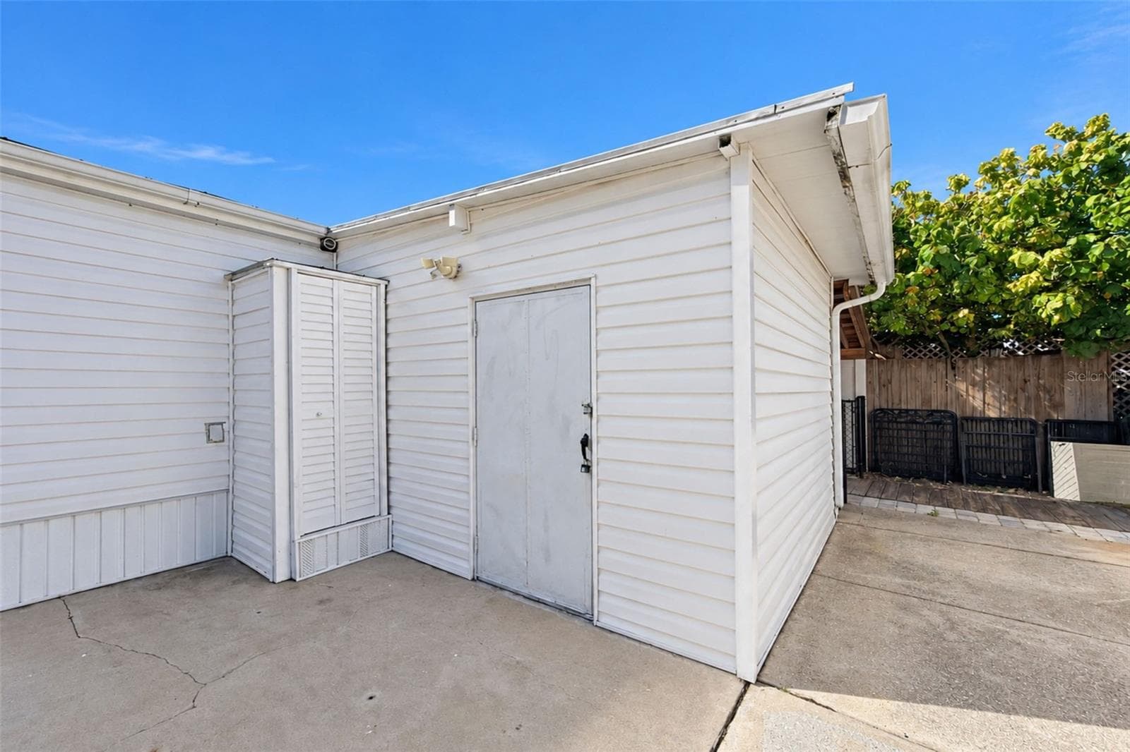 Mobile Home at 2030 MARYLAND AVE, ENGLEWOOD, photo 38 of 51