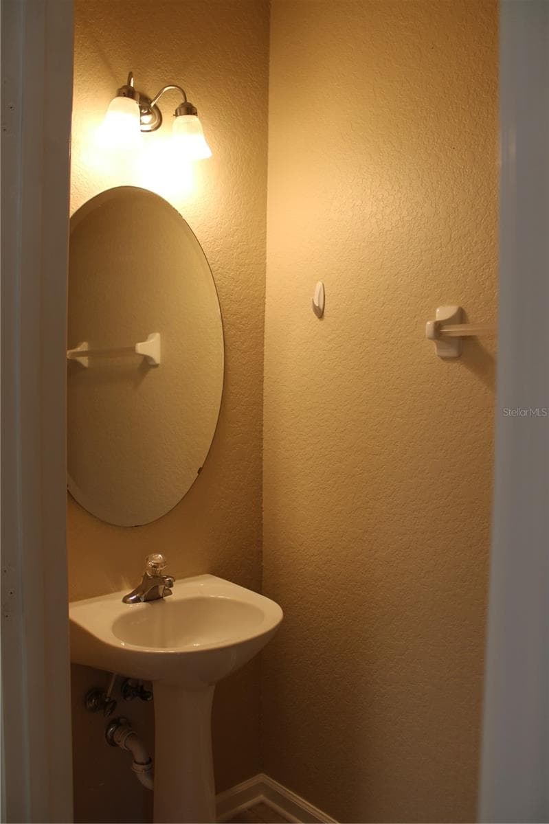 Single Family Residence at 8631 GREENBANK BLVD, WINDERMERE, photo 14 of 42
