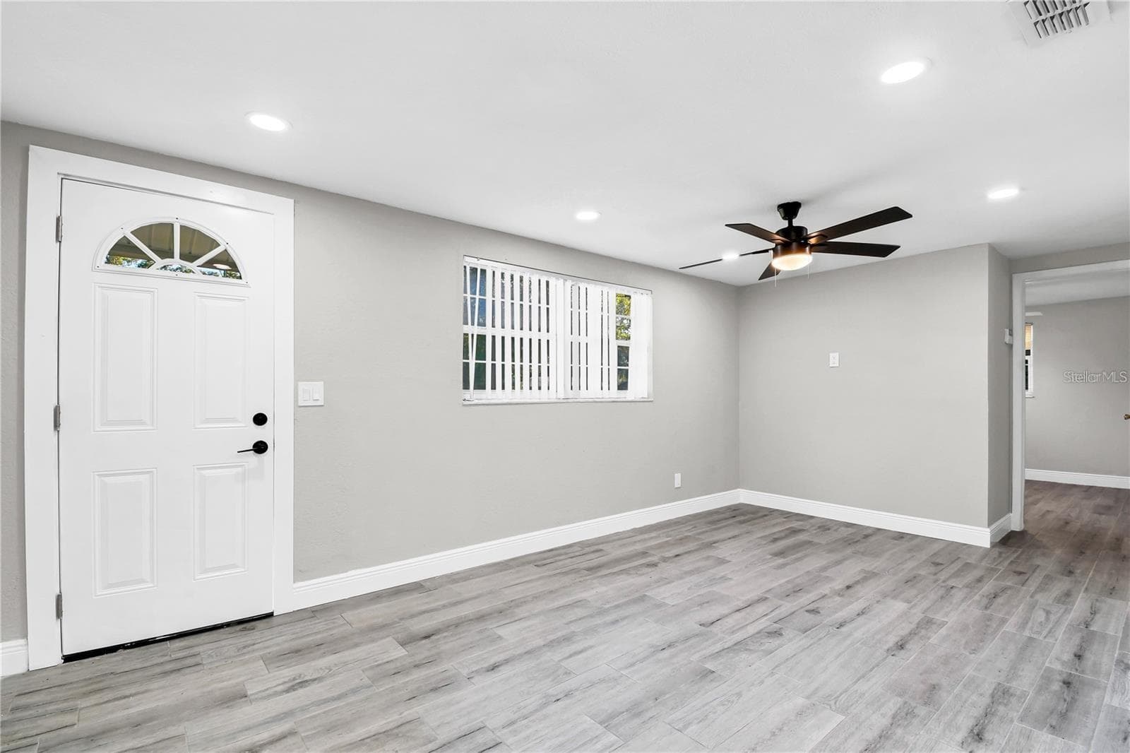 Single Family Residence at TOWN OF CITRUS PARK, TAMPA, photo 3 of 23