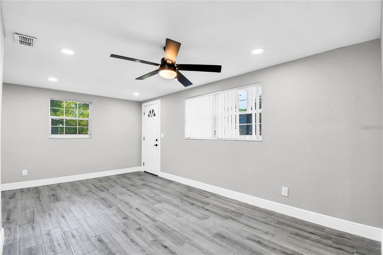 Single Family Residence at TOWN OF CITRUS PARK, TAMPA, photo 8 of 23