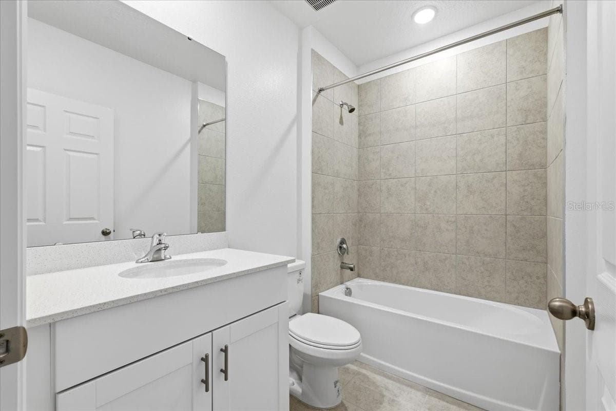Single Family Residence at 143 BOTTLE BRUSH DR, HAINES CITY, photo 5 of 16