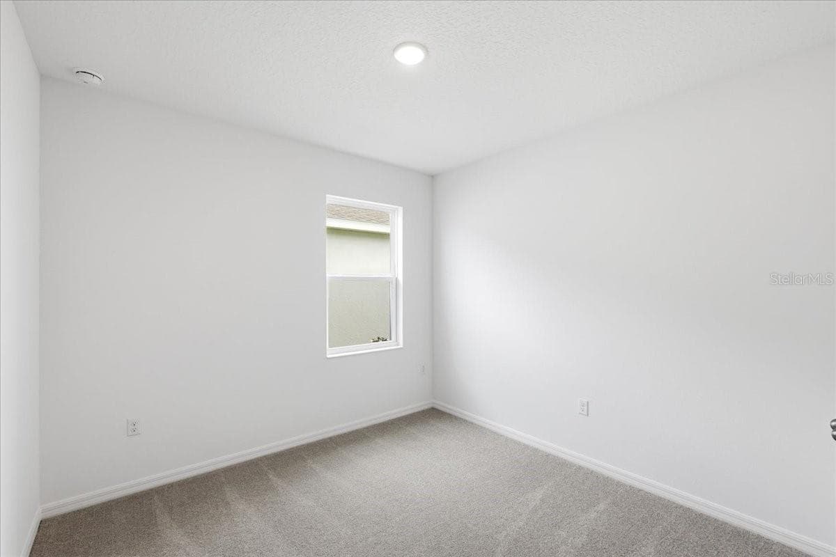 Single Family Residence at 143 BOTTLE BRUSH DR, HAINES CITY, photo 6 of 16