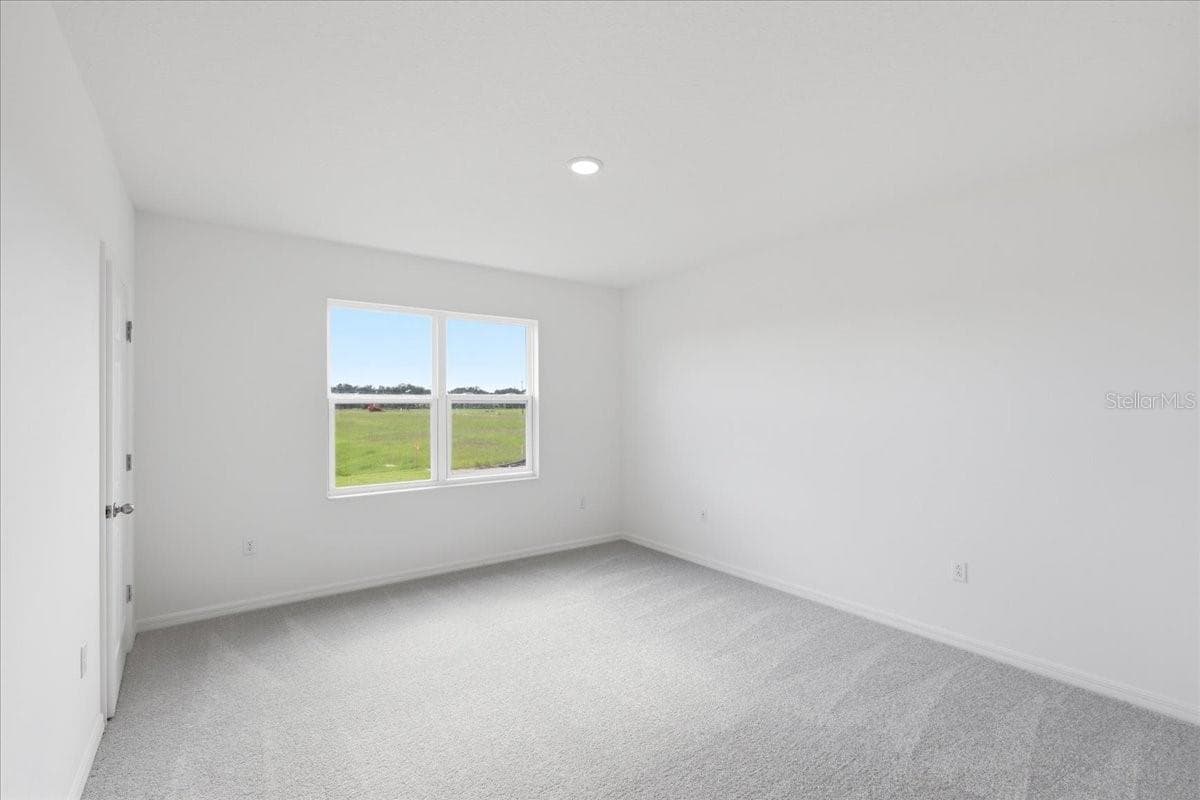 Single Family Residence at 143 BOTTLE BRUSH DR, HAINES CITY, photo 7 of 16