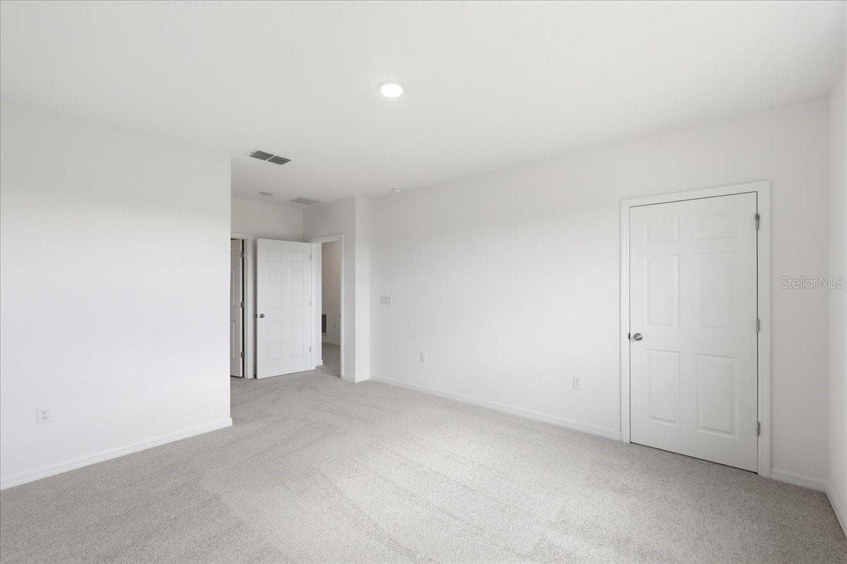 Single Family Residence at 143 BOTTLE BRUSH DR, HAINES CITY, photo 8 of 16
