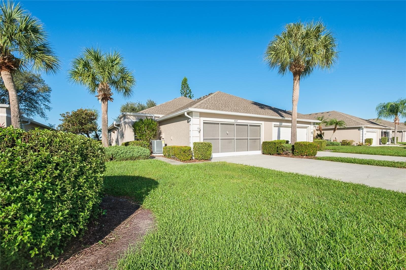 Your Florida Villa is ready for you! - 4057 FAIRWAY DR, NORTH PORT