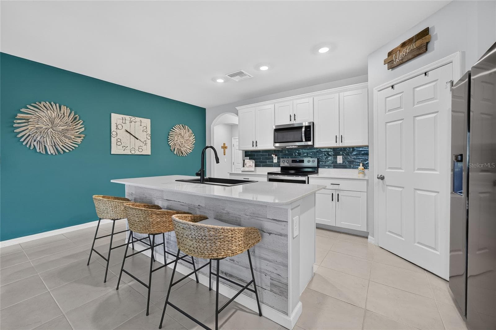 Single Family Residence at 25157 ALCAZAR DR, PUNTA GORDA, photo 8 of 37