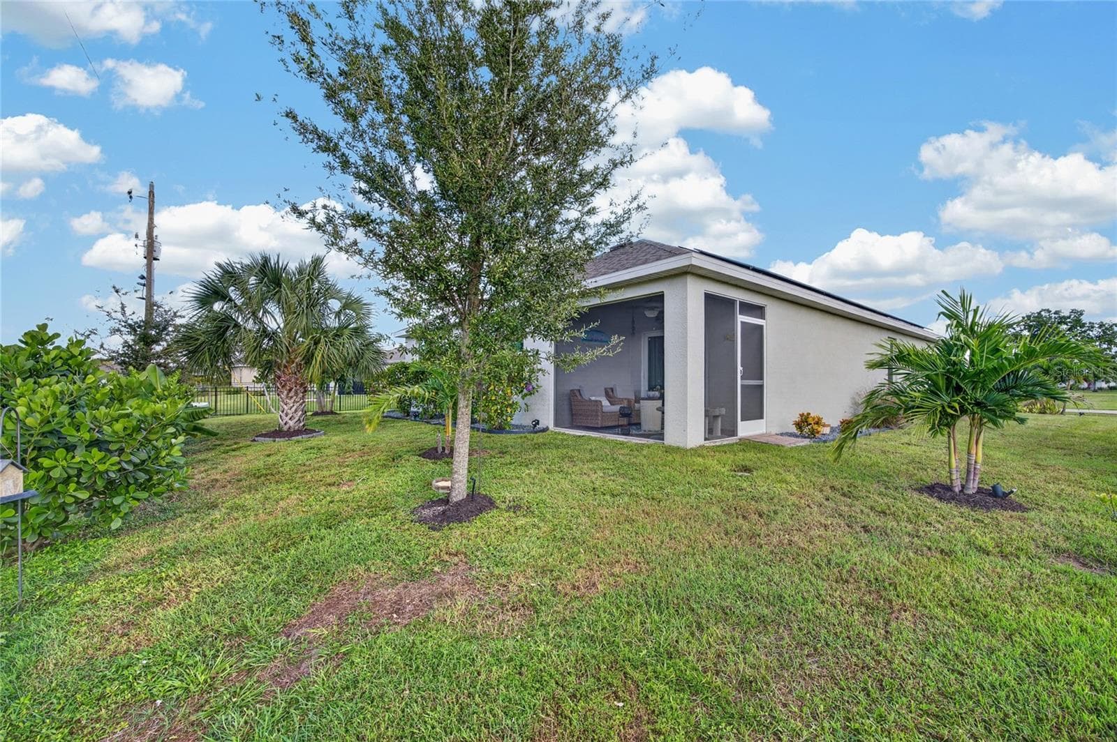 Single Family Residence at 25157 ALCAZAR DR, PUNTA GORDA, photo 32 of 37