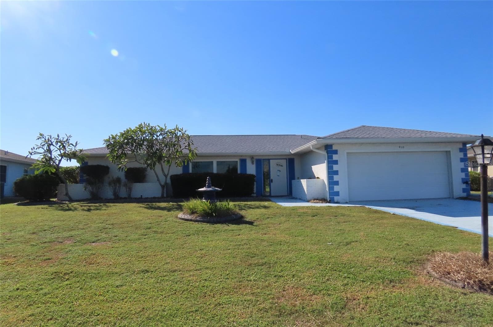Single Family Residence at 910 EL RANCHO DR, SUN CITY CENTER, photo 2 of 38