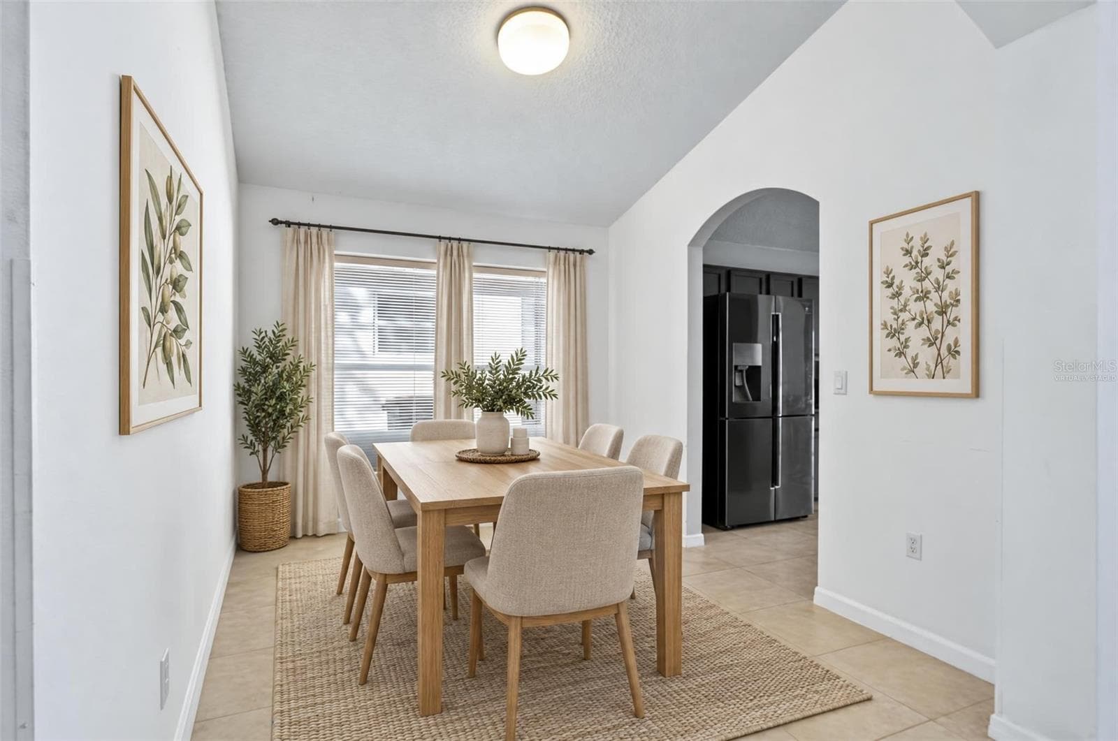 Virtually Staged - 291 GROSVENOR LOOP, DAVENPORT