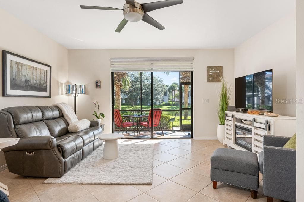 Condominium at 4208 OVERTURE CIR #502, BRADENTON, photo 14 of 49