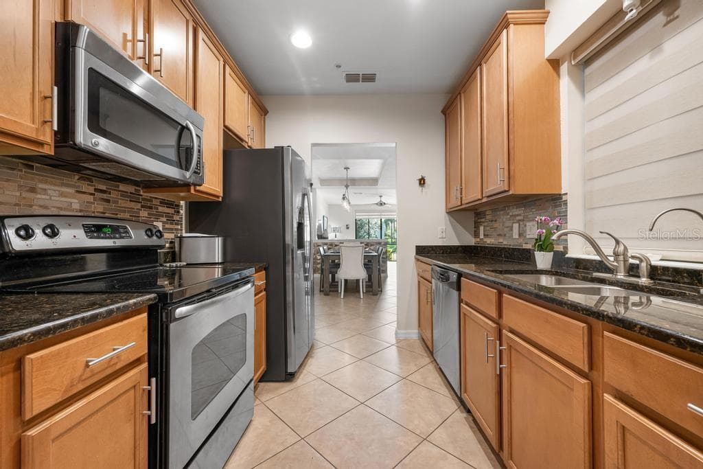 Condominium at 4208 OVERTURE CIR #502, BRADENTON, photo 22 of 49