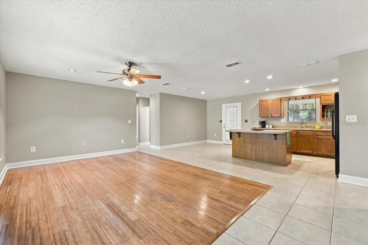 Open concept living space. - 5244 QUIET CREEK LN, LAKELAND