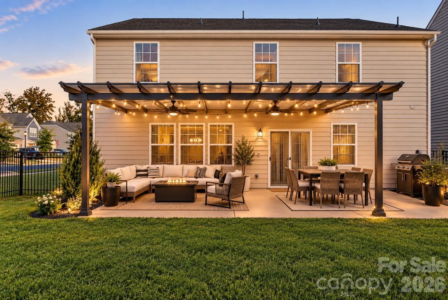 IA STAGED - 13529 Napoleon Drive, Charlotte