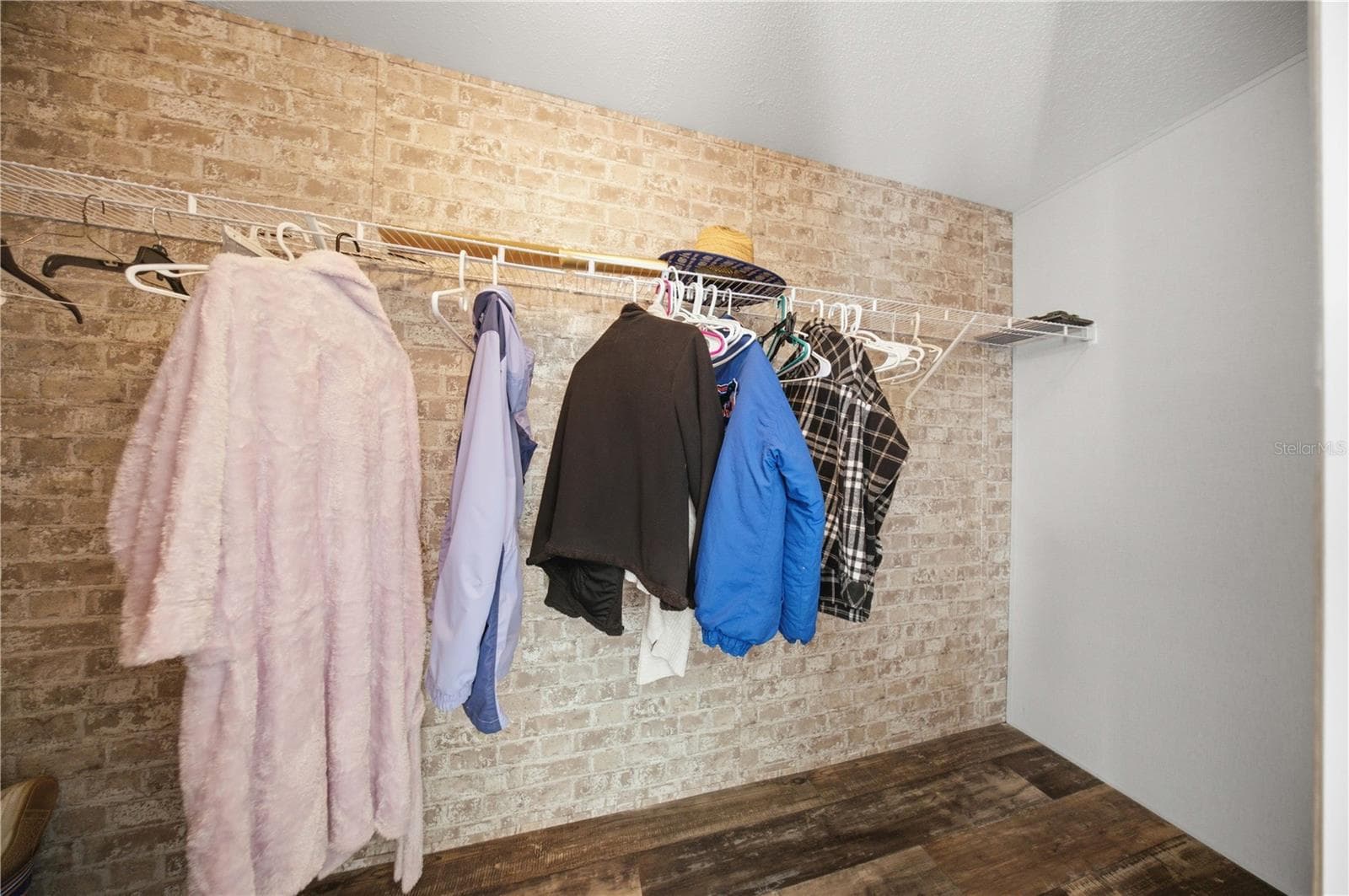 PRIMARY CLOSET - 9921 SE 160TH AVE, OCKLAWAHA
