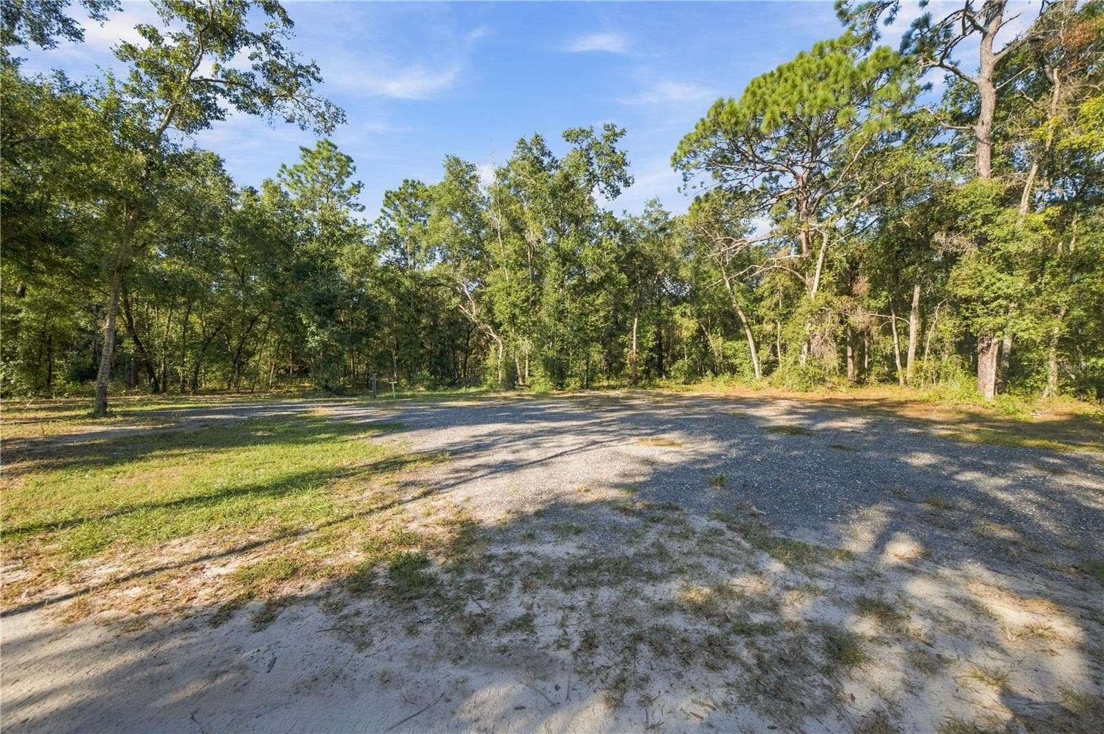 Manufactured Home at 9921 SE 160TH AVE, OCKLAWAHA, photo 32 of 40