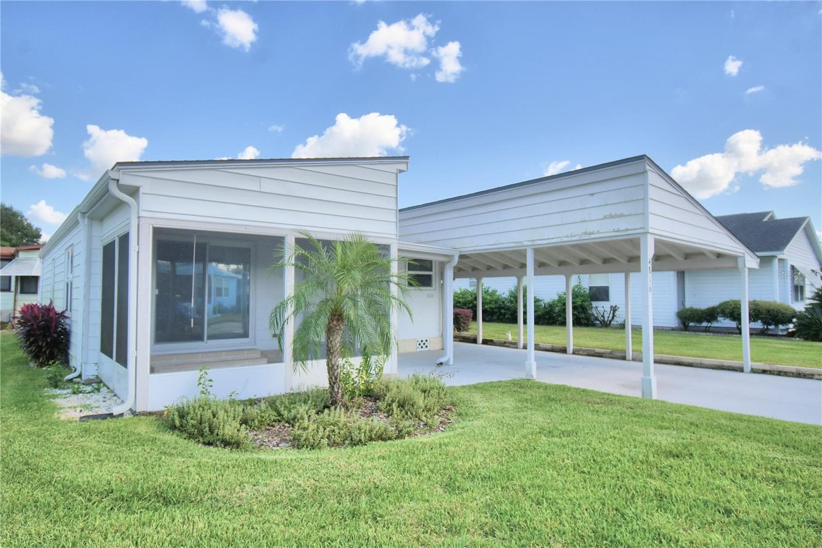 Manufactured Home at 4816 GOLDENVIEW LN, LAKELAND, photo 4 of 83