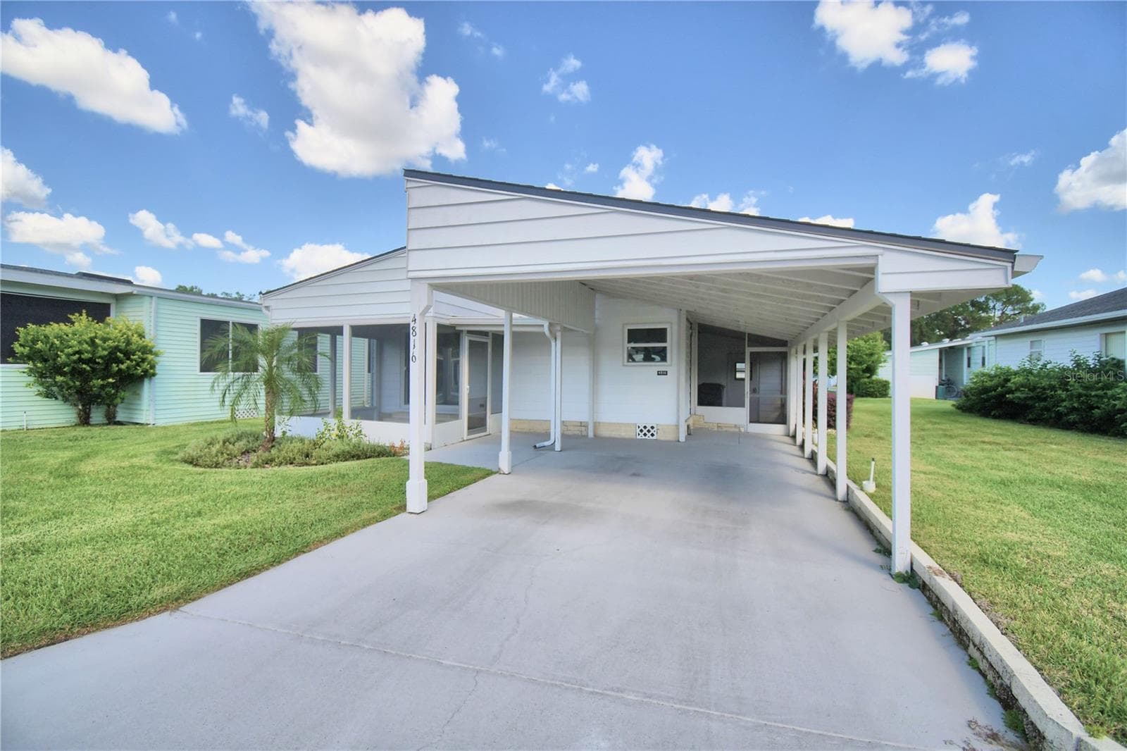 Manufactured Home at 4816 GOLDENVIEW LN, LAKELAND, photo 8 of 83