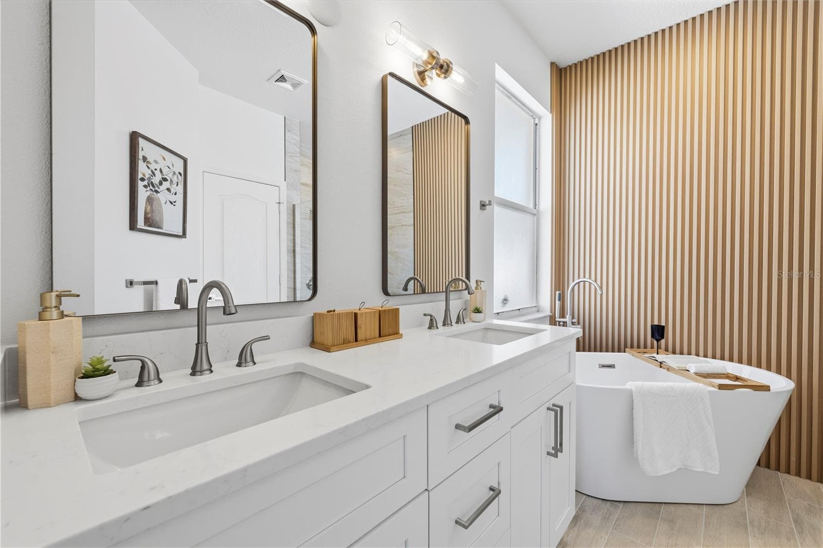 Bathroom - 10416 MEADOW SPRING DR, TAMPA