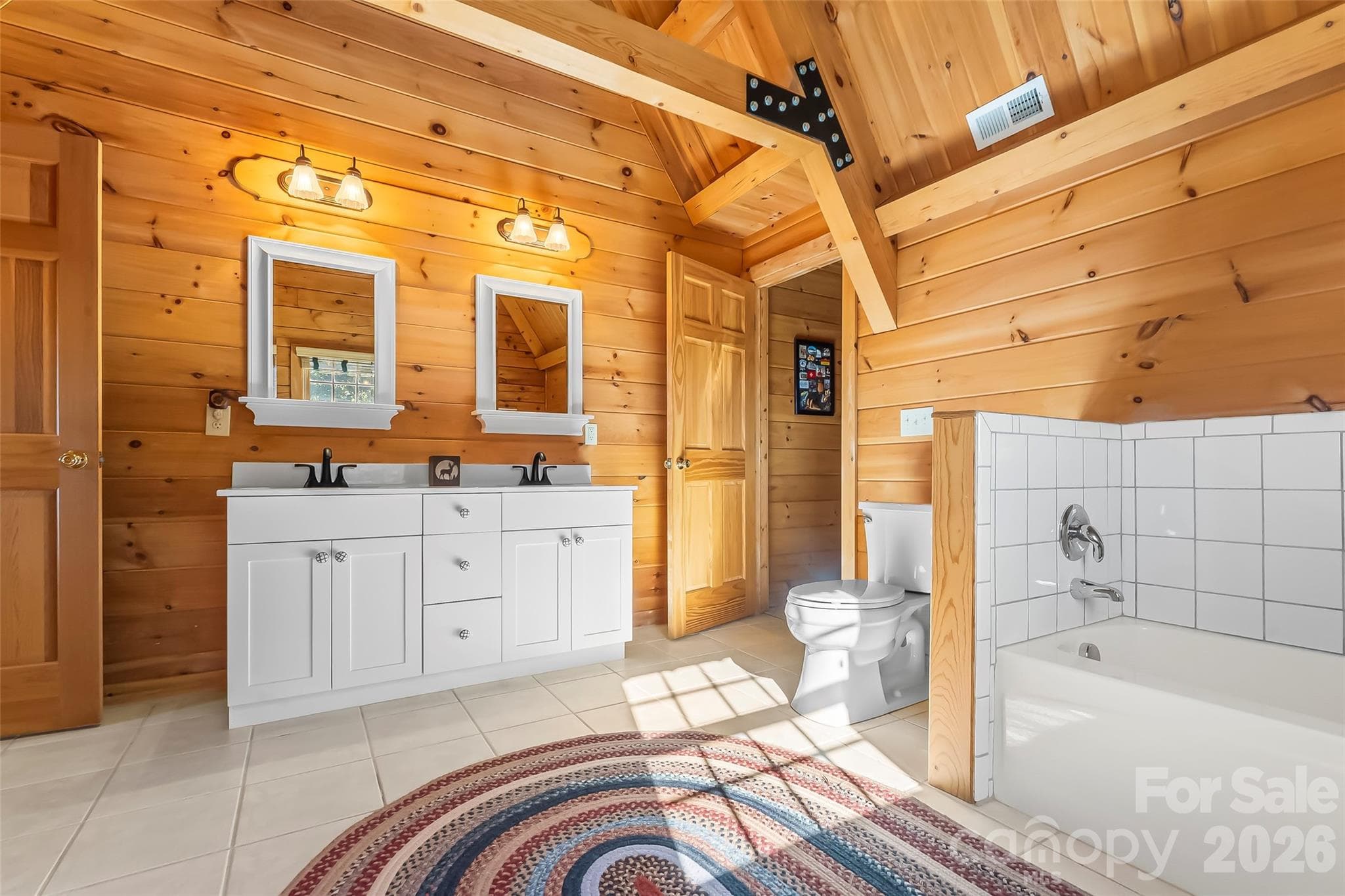 Upper level full bath - 1829 Grants Mountain Road, Marion