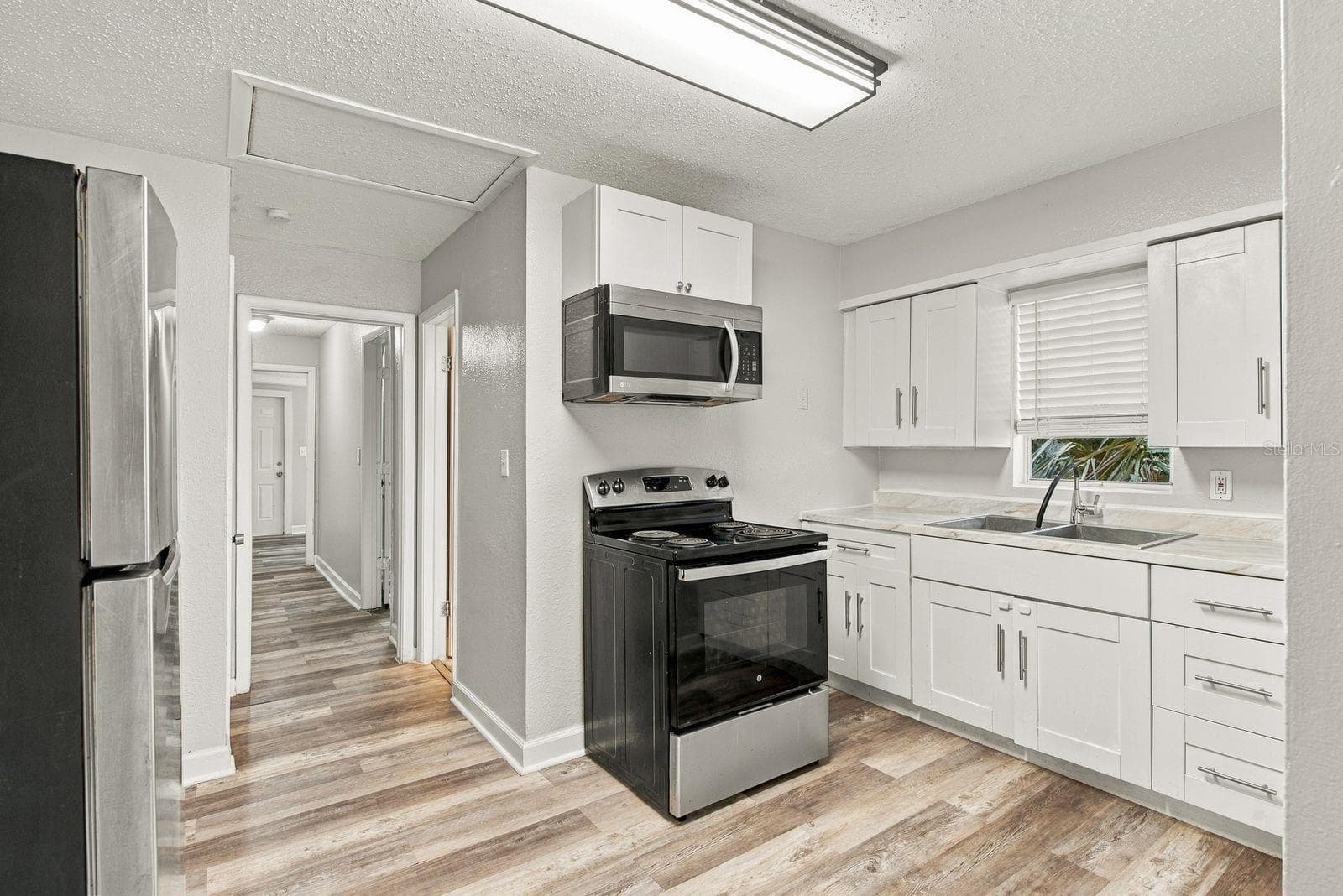 Duplex at 2834 FREEMONT TER S, ST PETERSBURG, photo 20 of 37