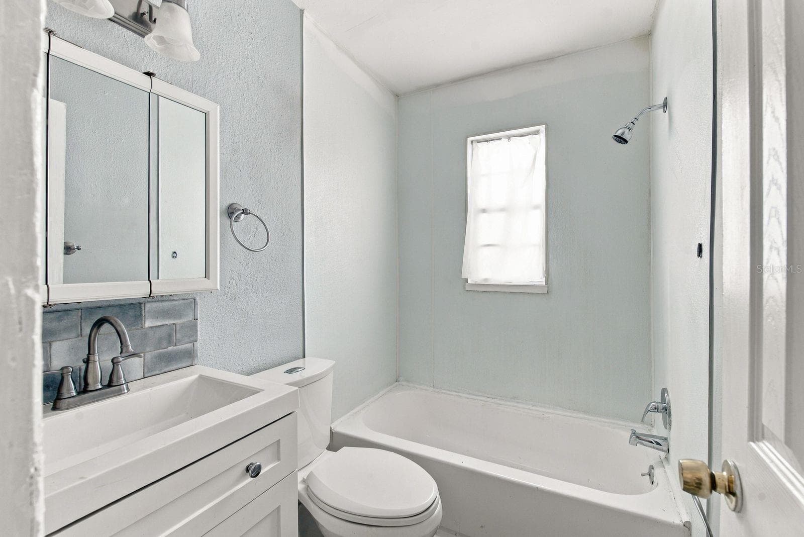 Duplex at 2834 FREEMONT TER S, ST PETERSBURG, photo 29 of 37