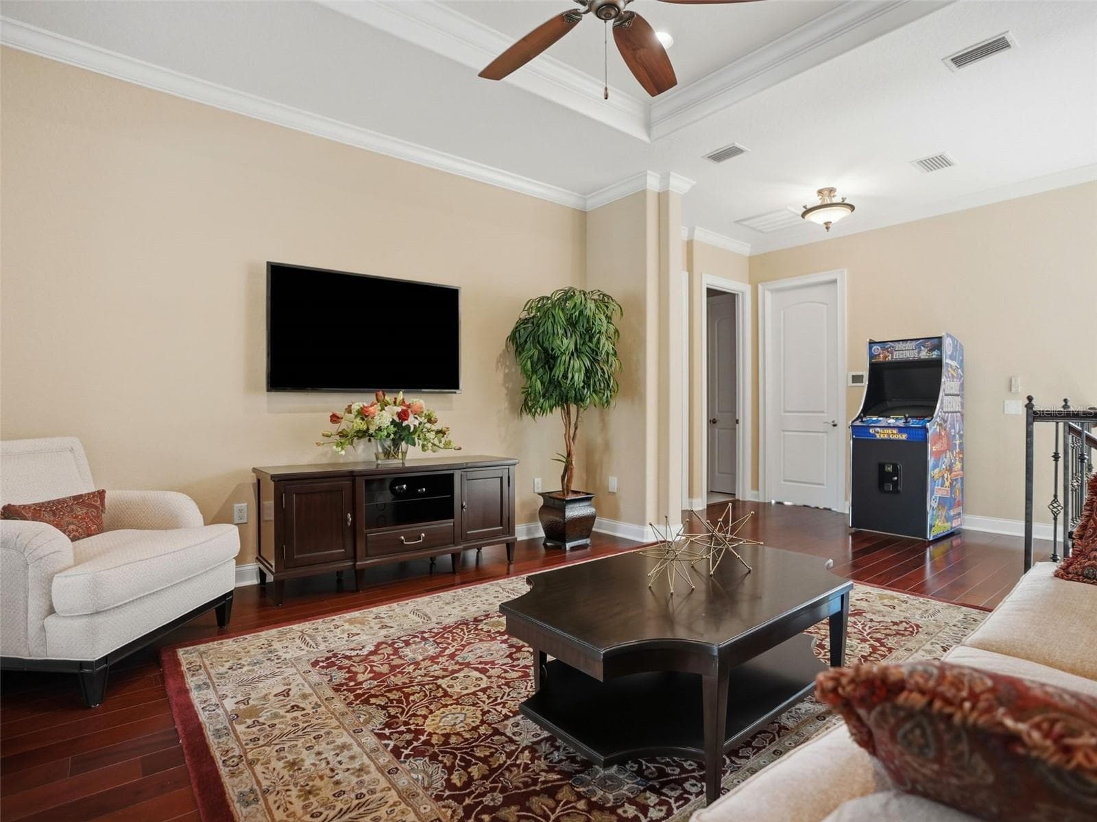 Upstairs Sitting Area looking to storage room - 1450 VIRGINIA LEE CIR, BROOKSVILLE