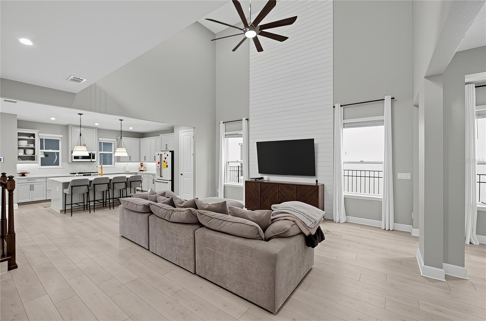 Single Family Residence at 15311 CALMING BALSAM ALY, WINTER GARDEN, photo 3 of 29