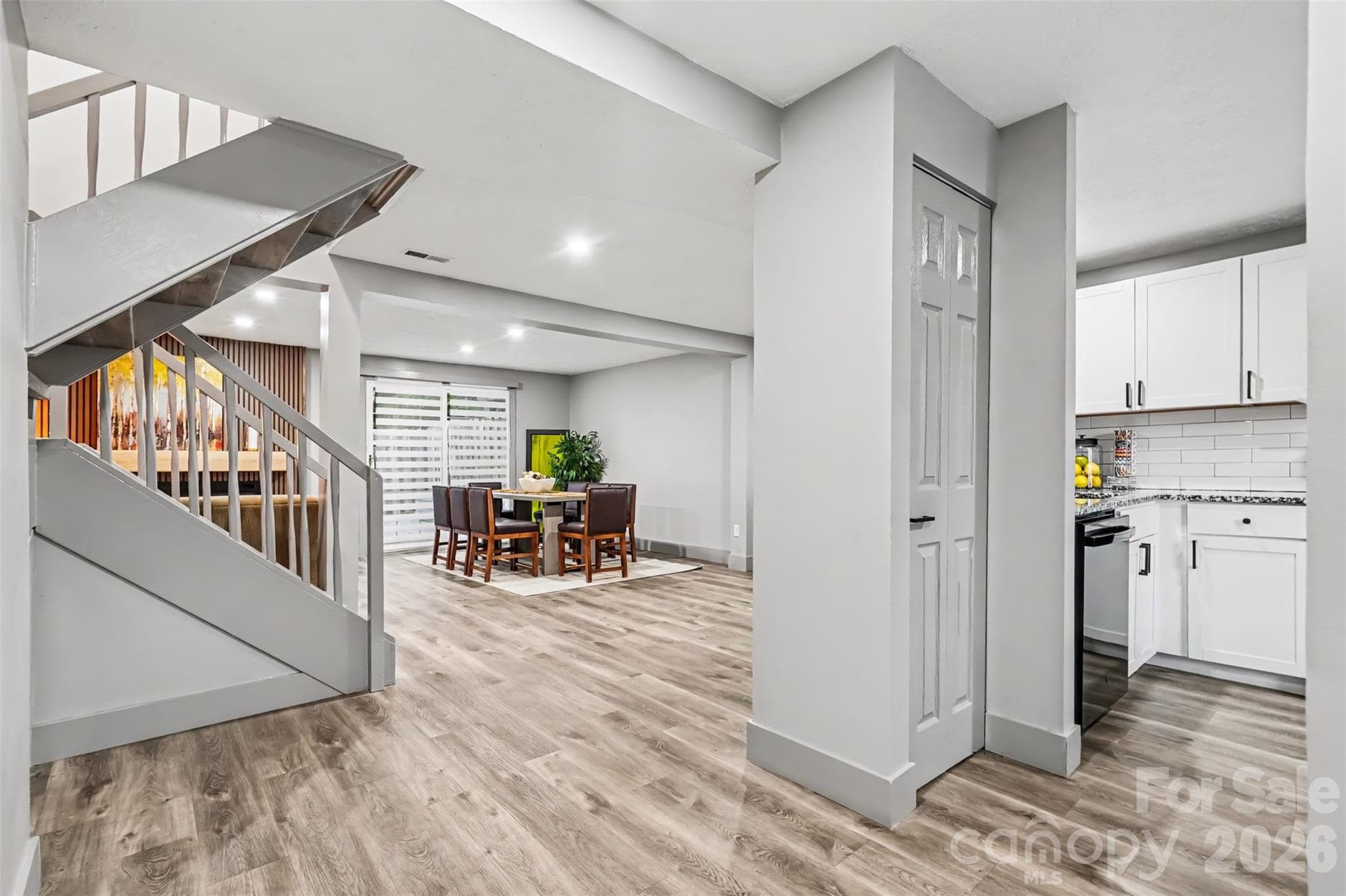 Townhouse at 7304 Pebblestone Drive, Charlotte, photo 6 of 27