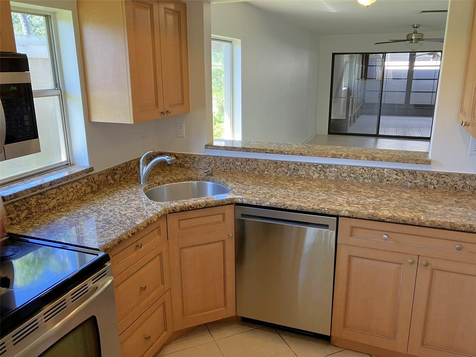 Condominium at 2460 LAURELWOOD DR #E, CLEARWATER, photo 6 of 30