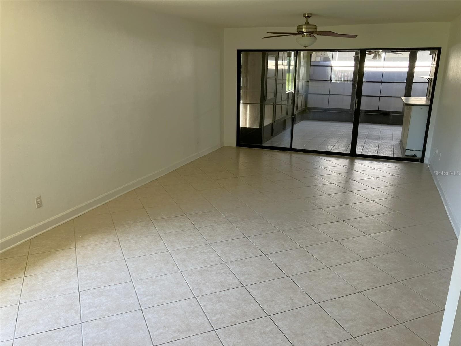 Condominium at 2460 LAURELWOOD DR #E, CLEARWATER, photo 10 of 30