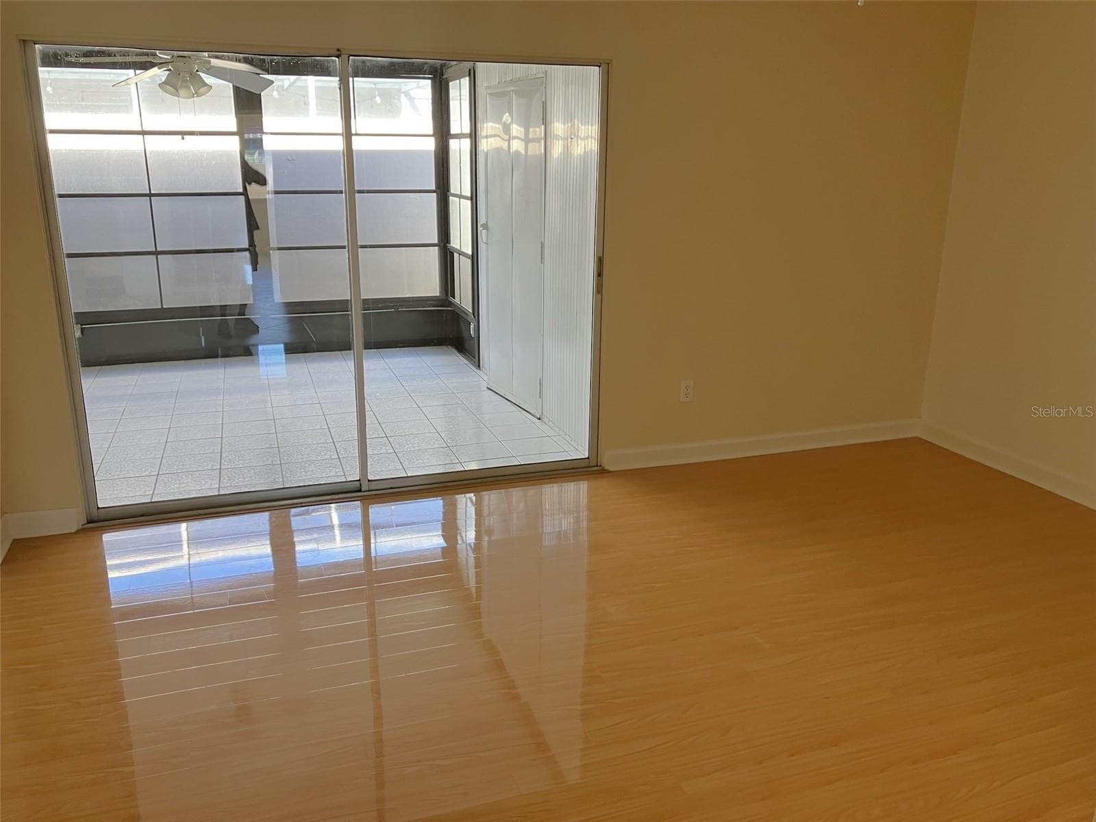 Primary Bedroom - 2460 LAURELWOOD DR #E, CLEARWATER