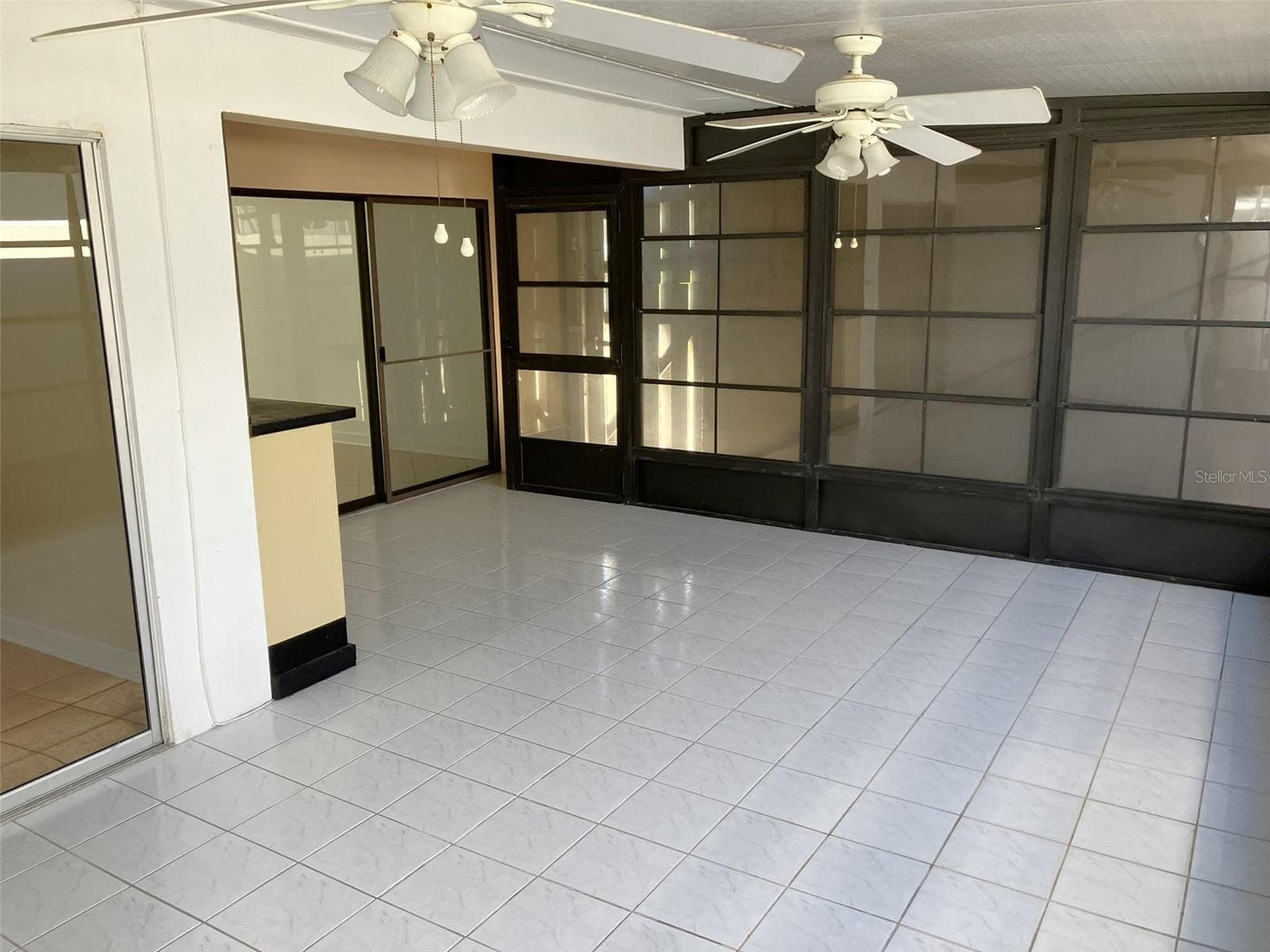 Porch/Lanai - 2460 LAURELWOOD DR #E, CLEARWATER
