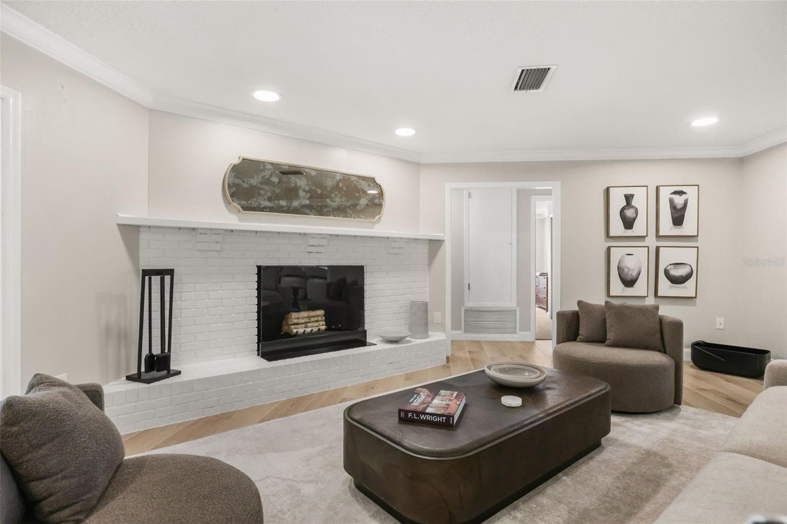 Single Family Residence at 102 LINDA LN, LAKE MARY, photo 9 of 61