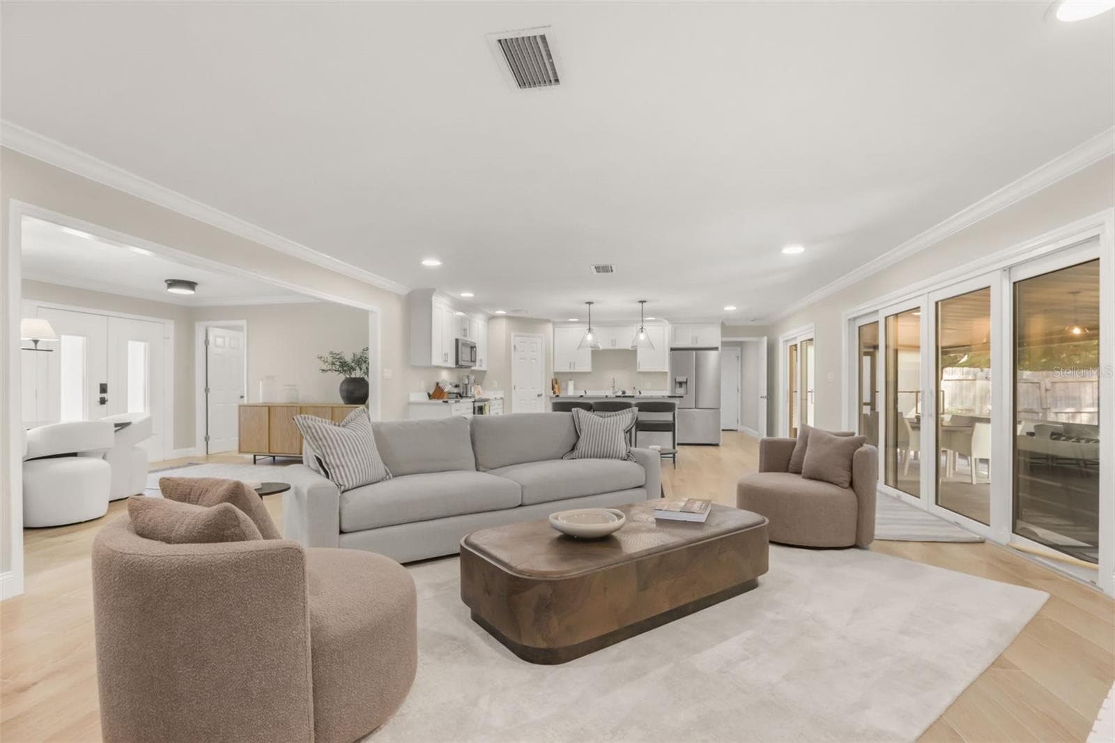 Single Family Residence at 102 LINDA LN, LAKE MARY, photo 10 of 61