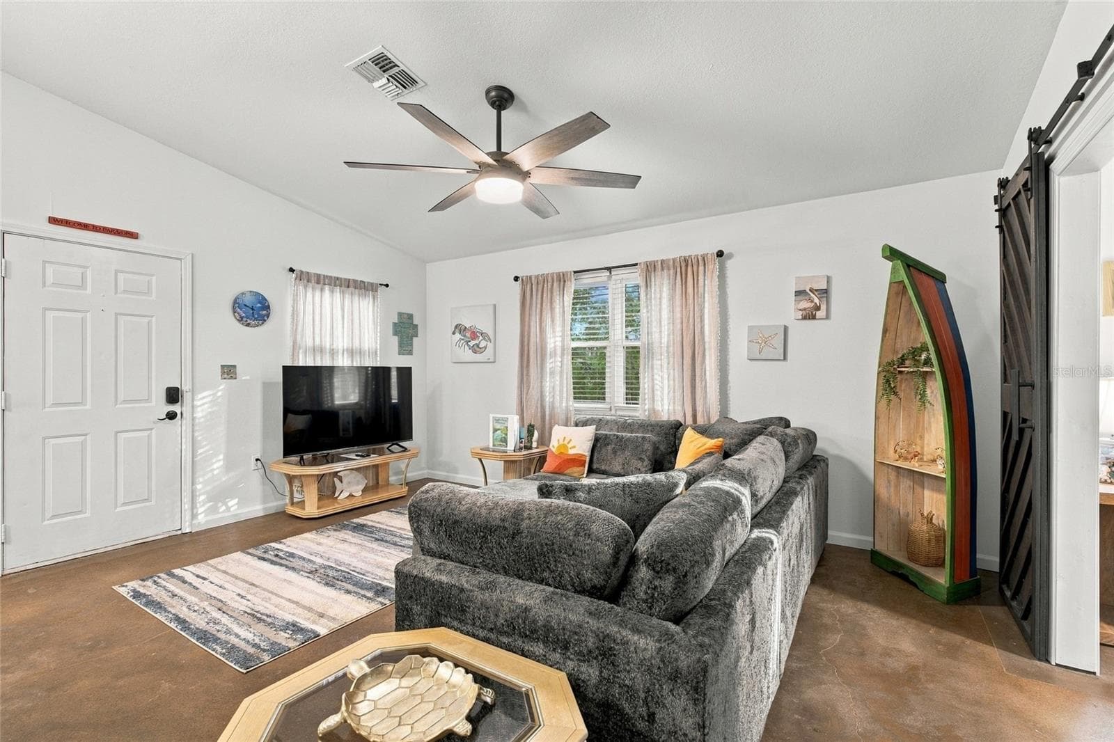 Single Family Residence at 4100 N EAGLE NEST PT, CRYSTAL RIVER, photo 4 of 37