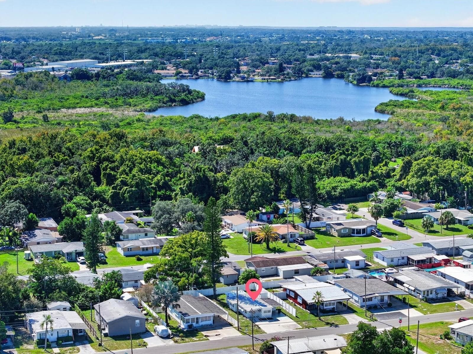 Check out this great location, no land lease. - 4120 BUENA VISTA LN, HOLIDAY