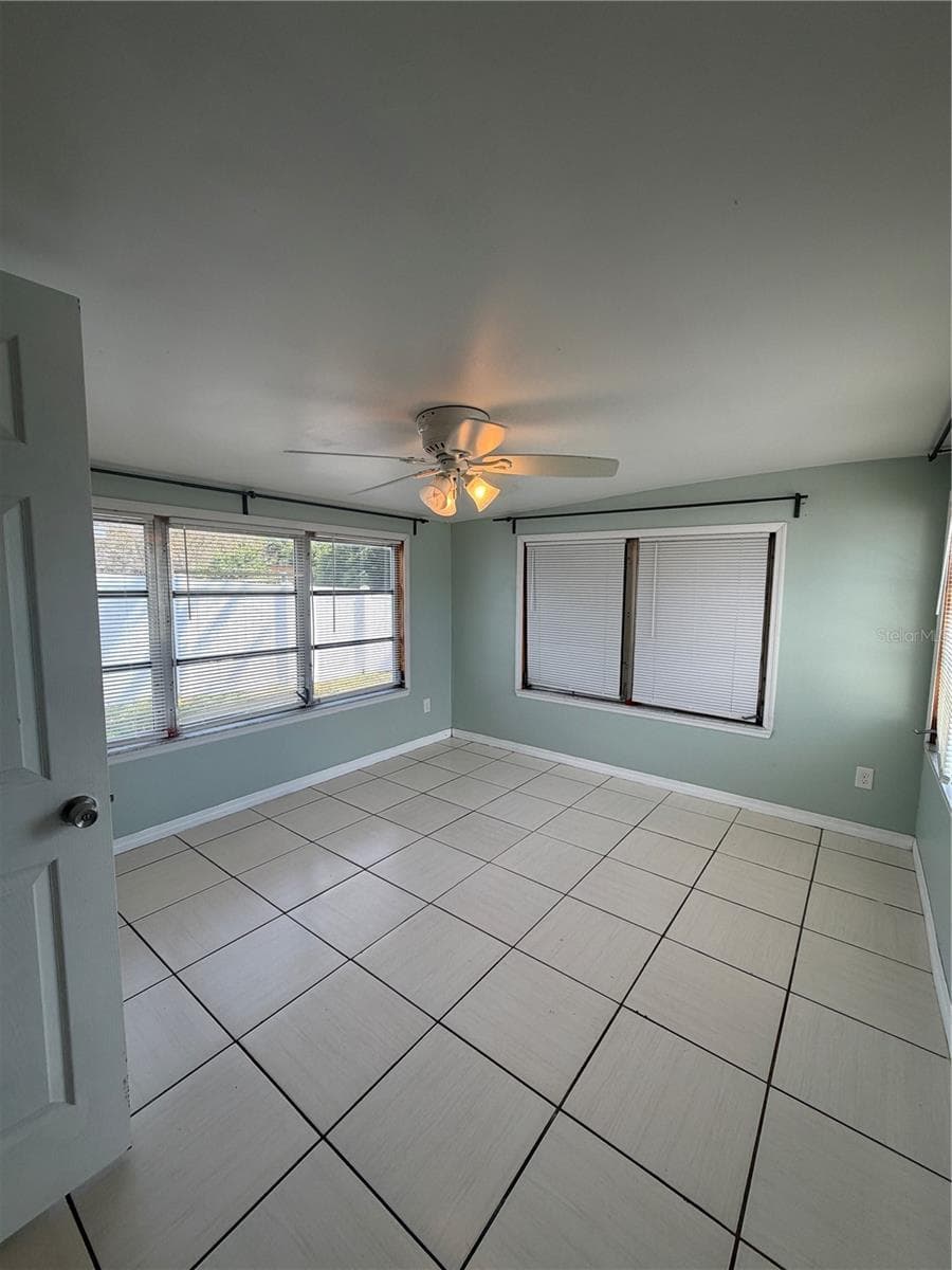 Another view of the primary bedroom. - 4120 BUENA VISTA LN, HOLIDAY